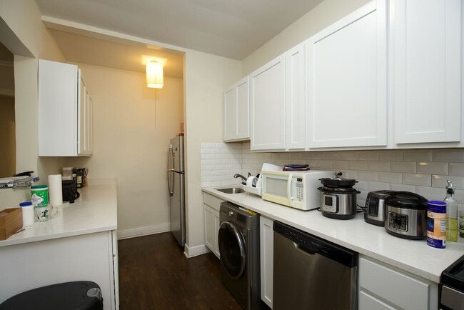 945 Judson Ave in Evanston, IL - Building Photo - Building Photo