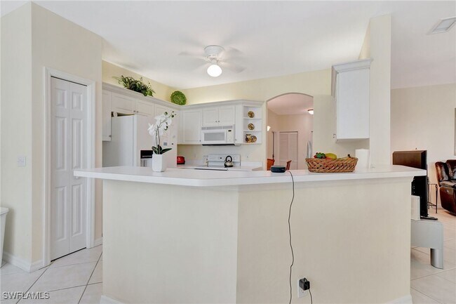 property at 1310 Charleston Square Dr
