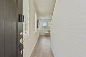 17114 Pentland Hls Wy in Hockley, TX - Foto de edificio - Building Photo