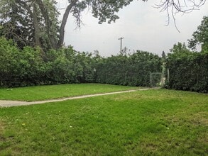 211 W Cascade Ave in Shelby, MT - Building Photo - Building Photo