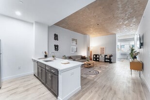 The Mercer in Newark, NJ - Building Photo