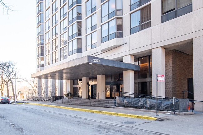 property at 2650 N Lakeview Ave