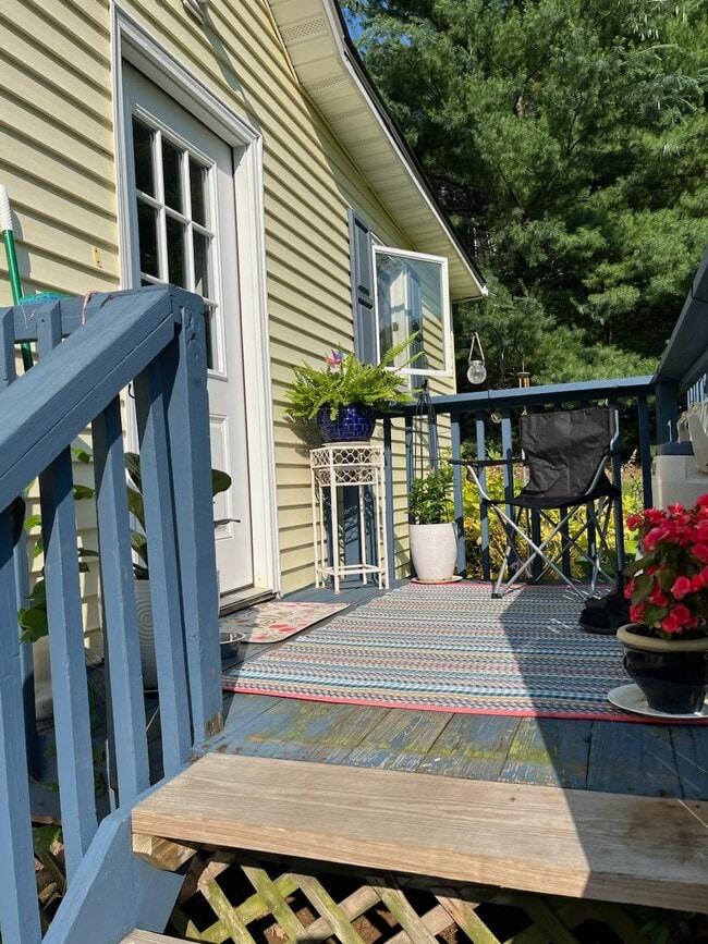 592 Long Pond Rd in Mahopac, NY - Building Photo - Building Photo
