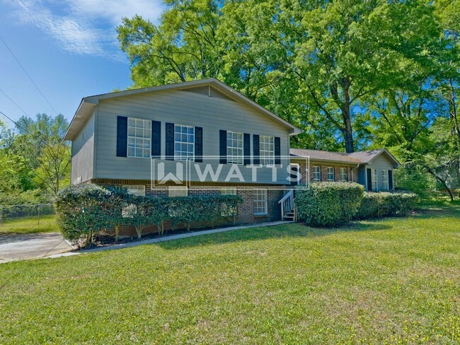 property at 101 Shady Ln