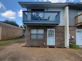 5007 Donalson Rd in Panama City, FL - Building Photo