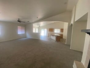 3775 Heather Ave in Kingman, AZ - Building Photo - Building Photo