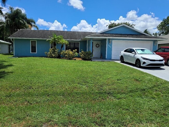 462 SW Dalton Cir in Port St. Lucie, FL - Building Photo - Building Photo