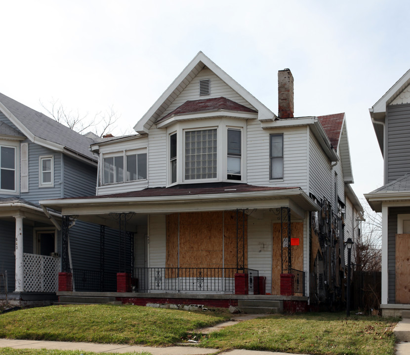 647 Palmwood Ave in Toledo, OH - Building Photo