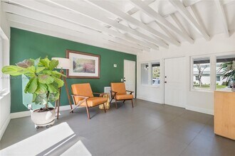 5830 SW 51st St in Miami, FL - Building Photo - Building Photo