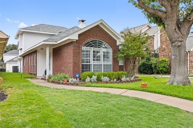property at 2016 Falcon Ridge Dr
