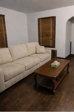 119 E North Ave in Elmhurst, IL - Foto de edificio - Building Photo