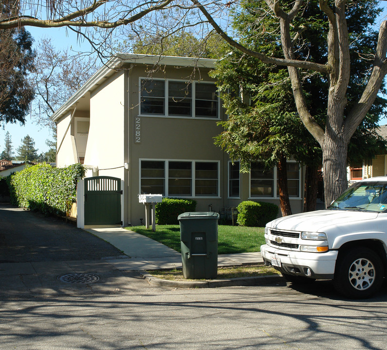 2882 Williams St in Palo Alto, CA - Building Photo