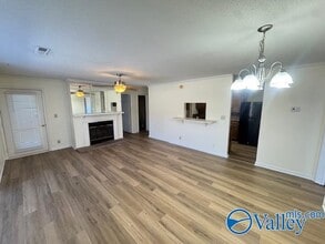 5009 7 Pine Cir in Huntsville, AL - Building Photo - Building Photo