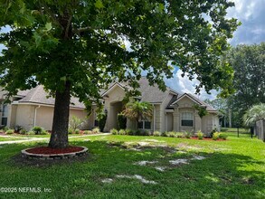 10310 Hamlet Glen Dr in Jacksonville, FL - Building Photo - Building Photo