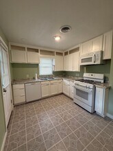 2724 SW 46th St in Oklahoma City, OK - Building Photo - Building Photo