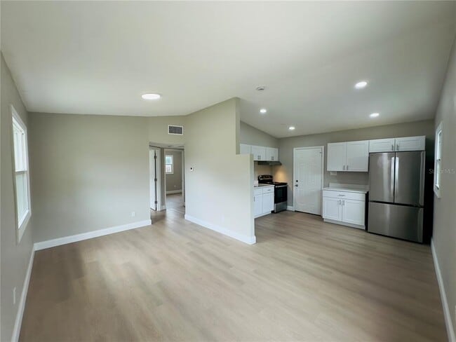 3235 Oakley Ave S in St. Petersburg, FL - Building Photo - Building Photo