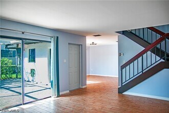 148 Lake Point Ln in Naples, FL - Foto de edificio - Building Photo