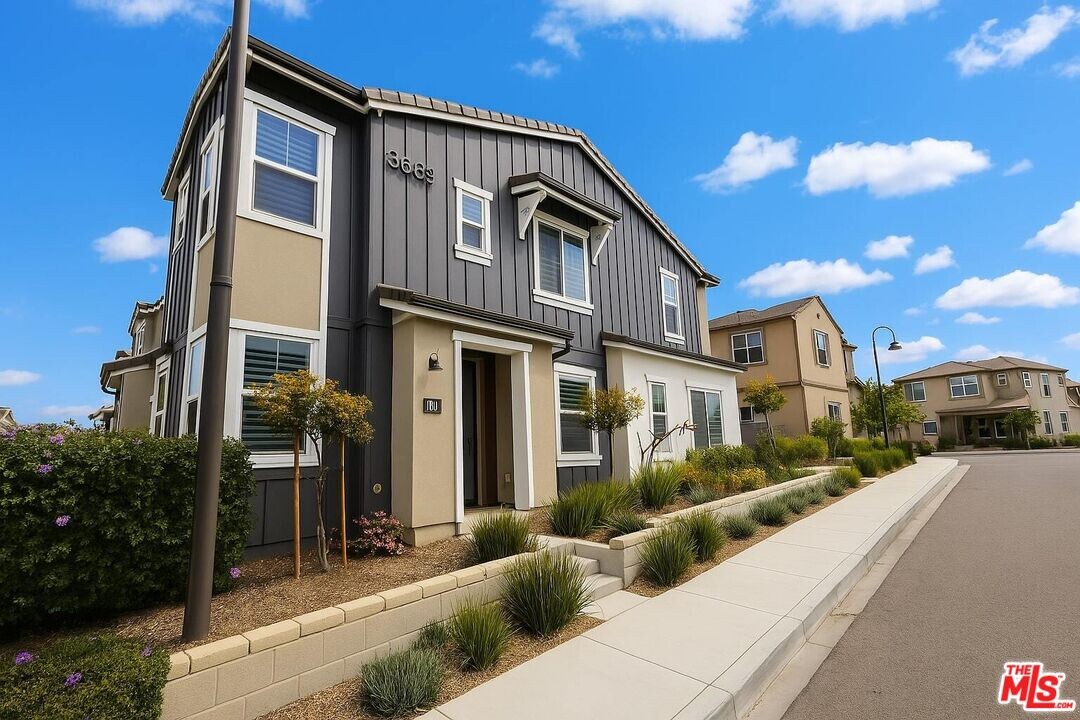 3669 E Happy Paseo in Ontario, CA - Building Photo