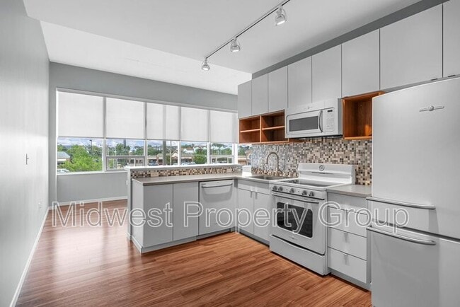 property at 4100 Lindell Blvd