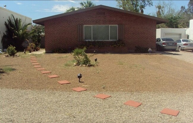 property at 1418 E Spring St