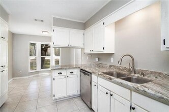 3921-3922 St Andrews Dr E in Mobile, AL - Building Photo - Building Photo