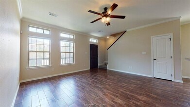 303 Ash St in College Station, TX - Building Photo - Building Photo