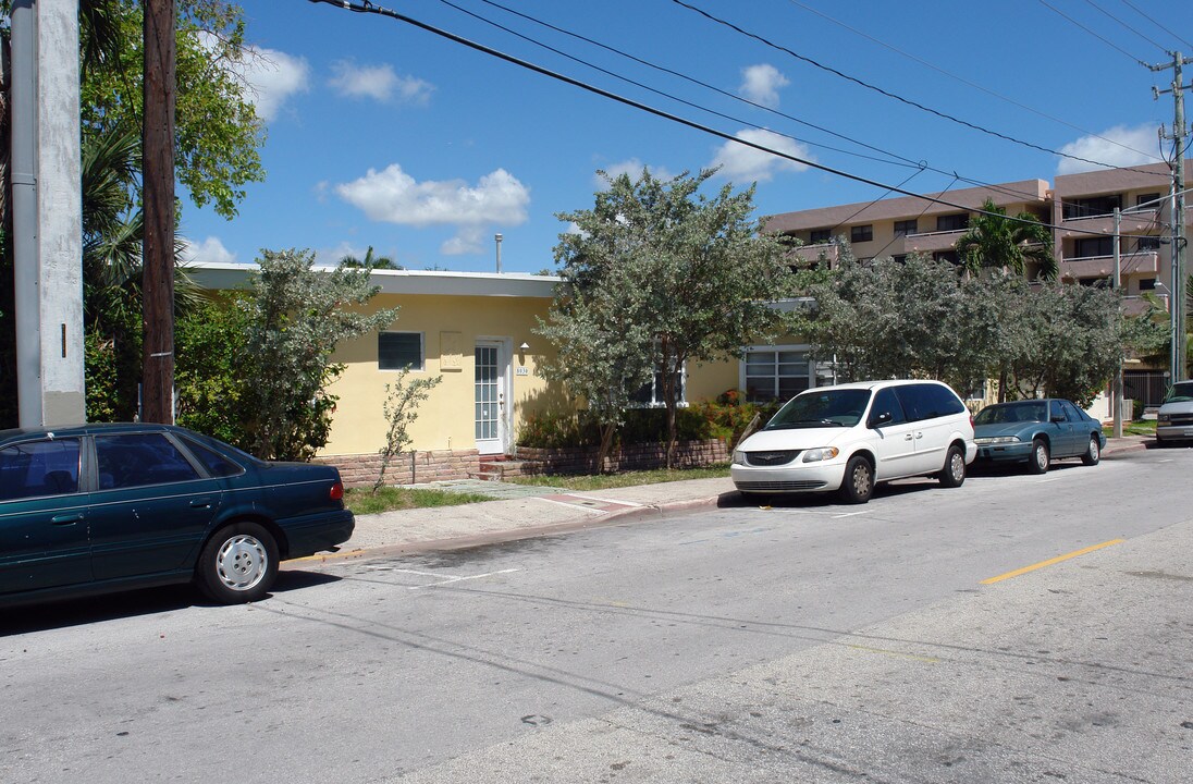 8030 Abbott Ave in Miami Beach, FL - Building Photo