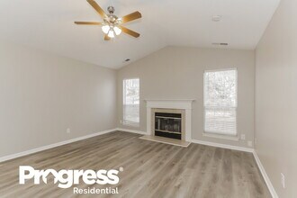 2601 Clarencefield Dr in Charlotte, NC - Foto de edificio - Building Photo