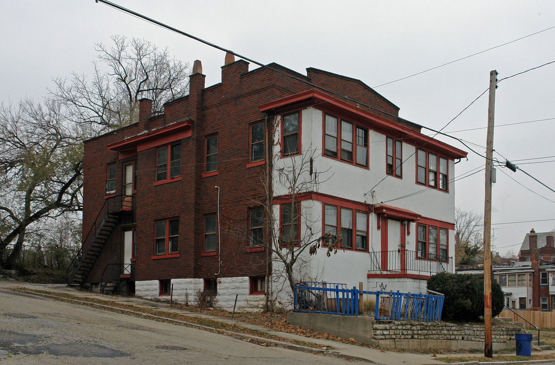 1851 Josephine St in Cincinnati, OH - Building Photo