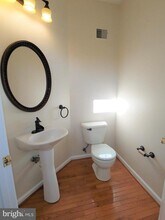 912 Glaze Ct in Odenton, MD - Building Photo - Building Photo