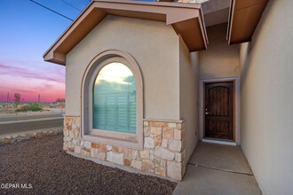 3496 David Palacio Dr in El Paso, TX - Building Photo - Building Photo