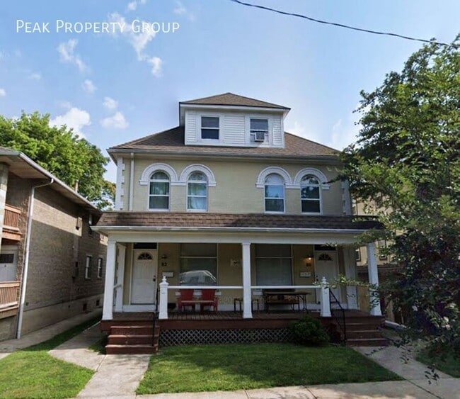 property at 82 W 8th Ave