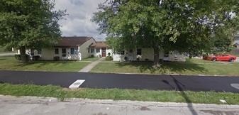 701 Broad St in Elyria, OH - Building Photo