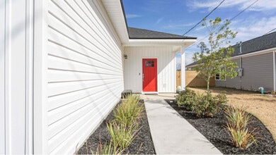 2910 Clearview Ave in Panama City, FL - Foto de edificio - Building Photo