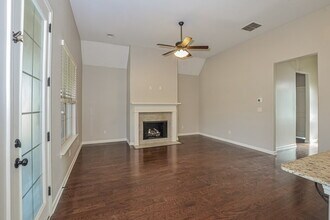 145 Hidden Meadows Ln in Oakland, TN - Building Photo - Building Photo