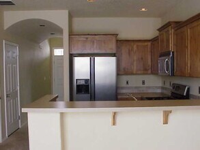 61256 Dayspring Dr in Bend, OR - Building Photo - Building Photo