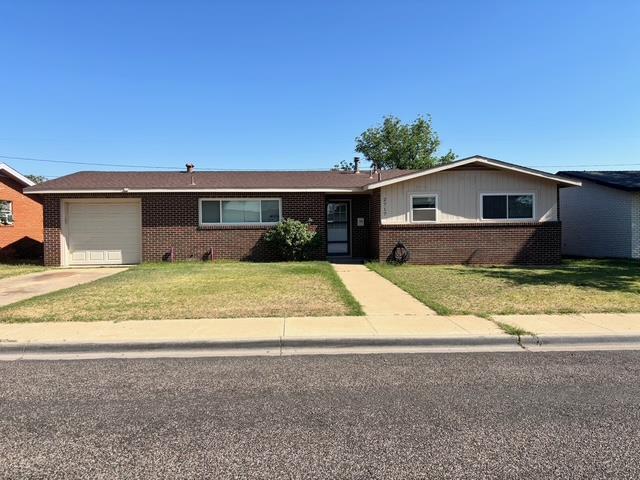 2717 Cambridge St in Odessa, TX - Building Photo