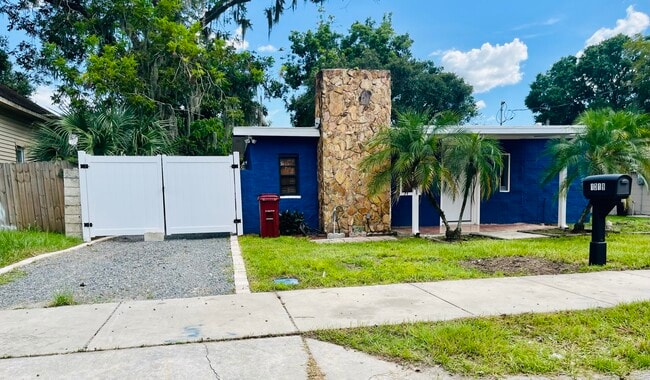 property at 1319 E Laura St