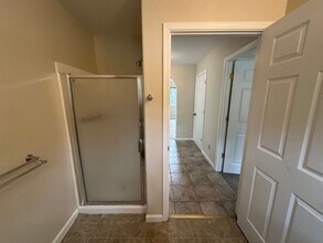 14960 Pleasant Valley Rd in Penn Valley, CA - Building Photo - Building Photo