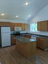 14301 Mill Ct in Guerneville, CA - Building Photo - Building Photo