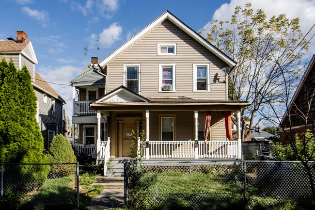 property at 3926 Woodbridge Ave