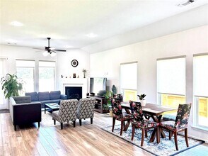 1121 Mulberry Oak Ln in Georgetown, TX - Building Photo - Building Photo