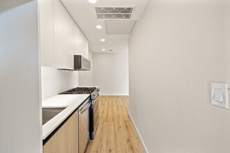 141 N St, Unit 1 in Boston, MA - Building Photo - Building Photo