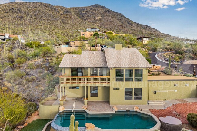 6050 E Tally Ho Dr in Cave Creek, AZ - Building Photo - Building Photo