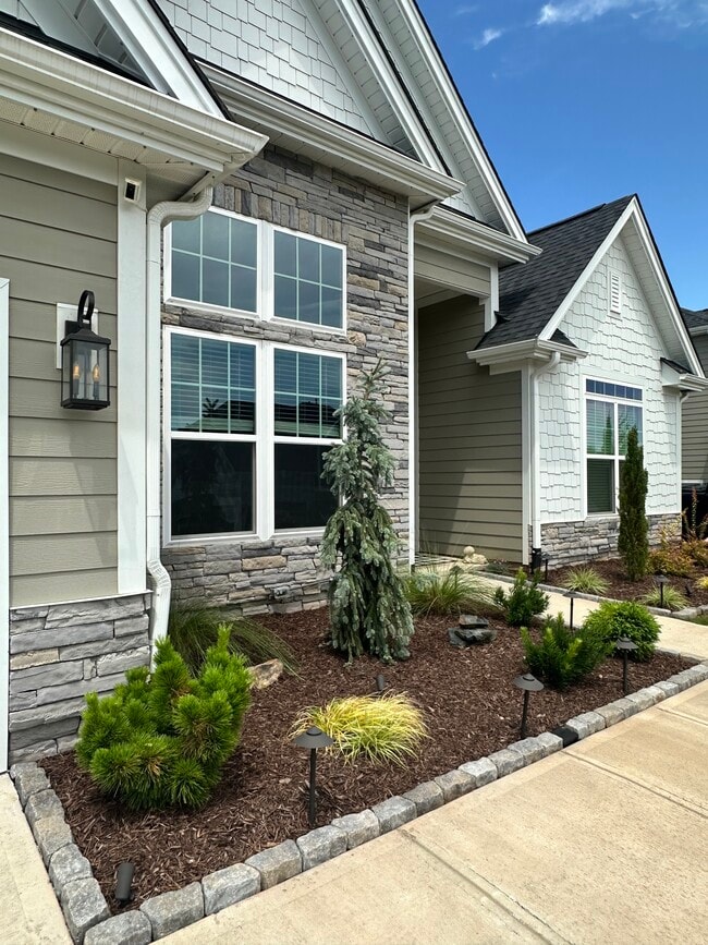 145 Juniper Hill Dr in Powdersville, SC - Building Photo - Building Photo