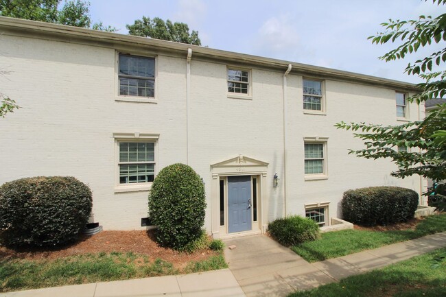 property at 4911 Park Rd