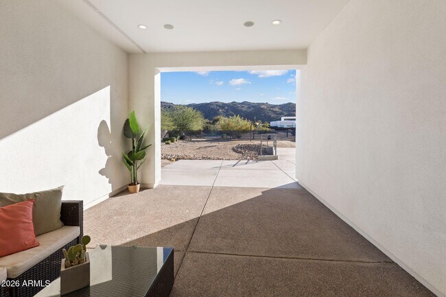 2252 E South Mountain Ave in Phoenix, AZ - Building Photo - Building Photo