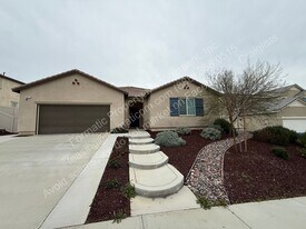 14011 Cosentino Wy in Beaumont, CA - Building Photo