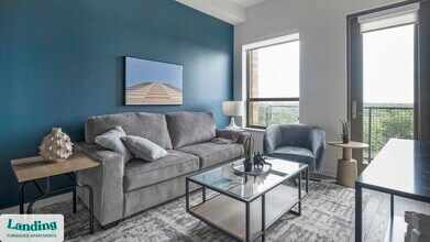 825 Usener St in Houston, TX - Building Photo - Building Photo