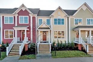 1570 Wickham Pond Dr in Charlottesville, VA - Building Photo